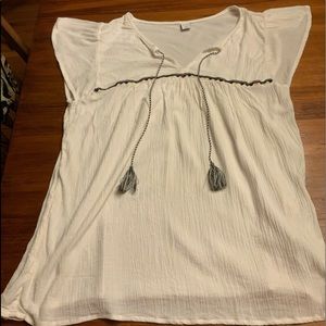 Old Navy Blouse Size medium white